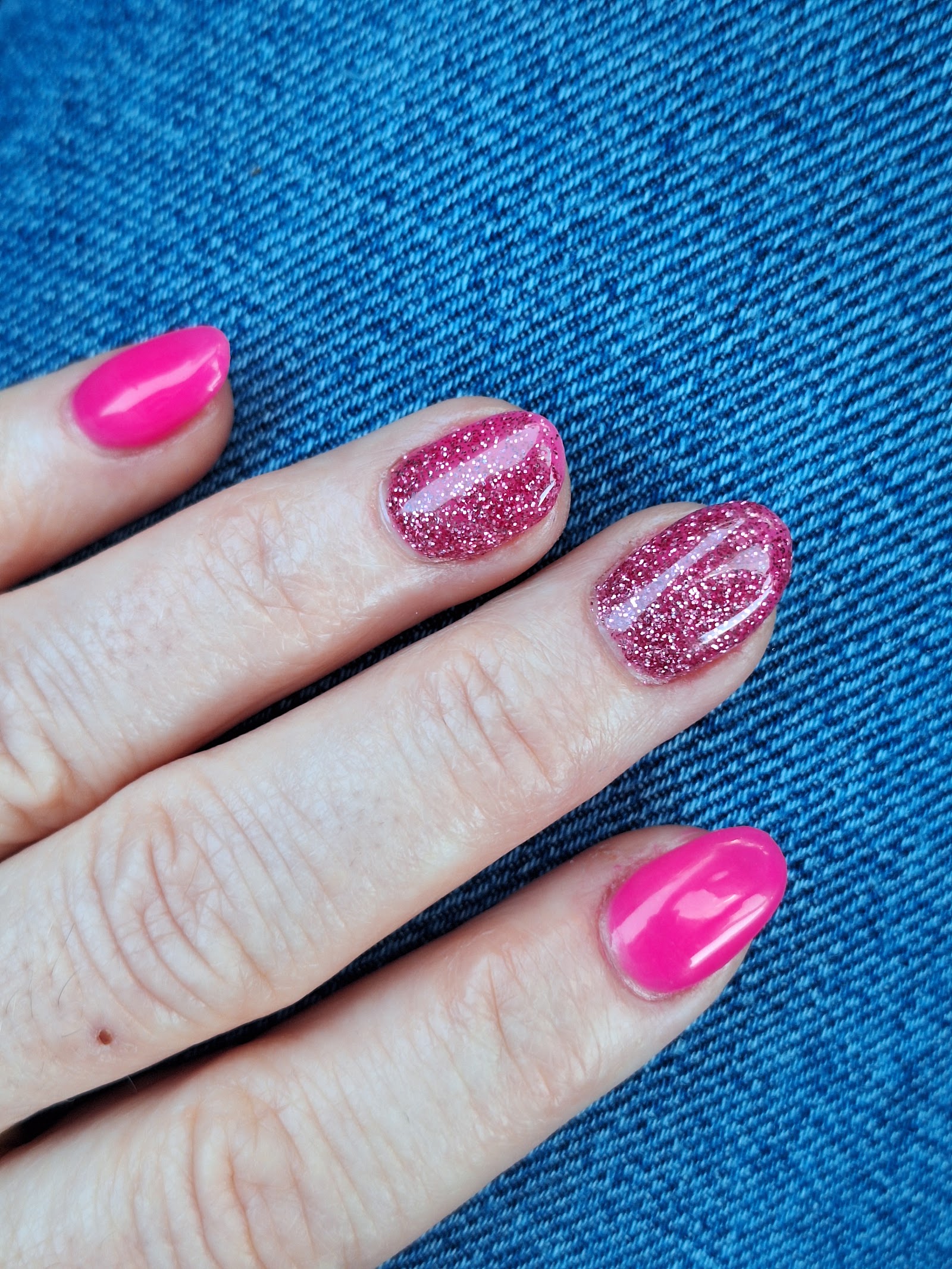 SASSY ME NAIL SPA logo